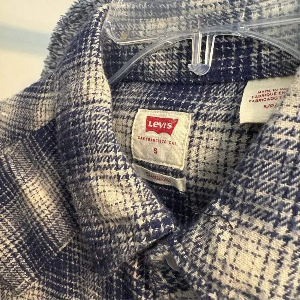 NWT Levi’s Men's Heavyweight Classic Western Shirt Blue Plaid Size Small
